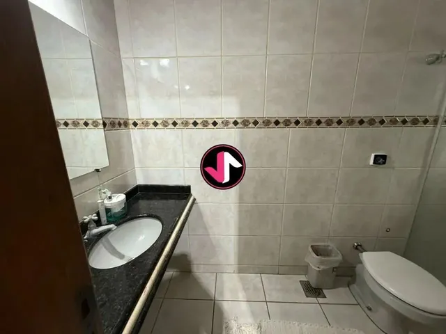 Imagem 8: Casa Comercial À Venda em Cuiabá, Jardim Itália - Imóvel com Churrasqueira