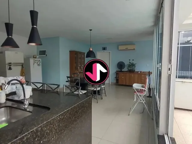 Imagem 2: Casa Sobrado a Vendá 5 Quartos 3 Suite 4 Vagas, 234 M2, Cuiabá, Morada do Ouro Ref