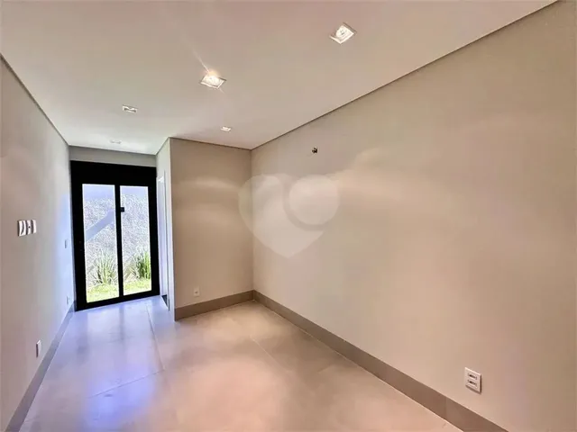 Imagem 3: Condomínio com 3 Quartos À Venda em Morada dos Nobres - Mt