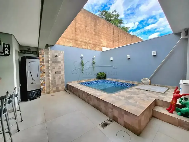 Imagem: Casa de 167M² com 03 Quartos À Venda em