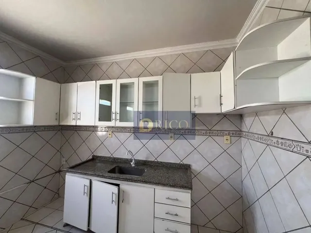 Imagem 6: Casa Ampla e Bem Ventilada - 04 Quartos 02 Vagas de Garagem