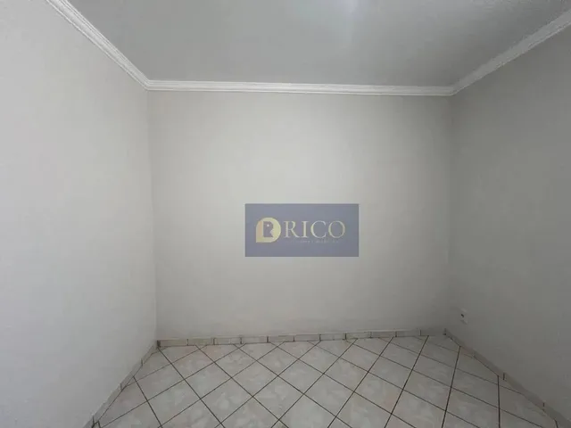 Imagem 4: Casa Ampla e Bem Ventilada - 04 Quartos 02 Vagas de Garagem