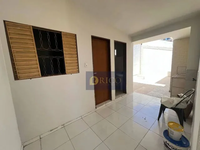 Imagem 5: Casa Ampla e Bem Ventilada - 04 Quartos 02 Vagas de Garagem