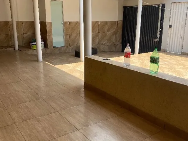 Imagem: Aluga Esta Linda Casa de Dois Quartos Rua