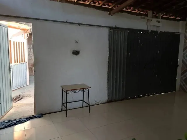 Imagem 13: Imóvel para Venda Possui 250 Metros Quadrados com 4 Quartos em Benedito Bentes - Maceió