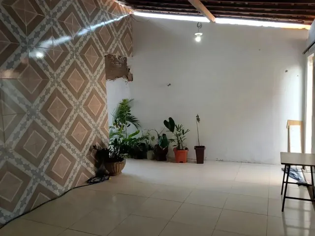 Imagem 8: Imóvel para Venda Possui 250 Metros Quadrados com 4 Quartos em Benedito Bentes - Maceió