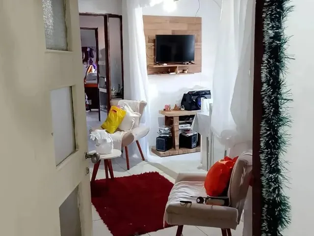Imagem 4: Imóvel para Venda Possui 250 Metros Quadrados com 4 Quartos em Benedito Bentes - Maceió