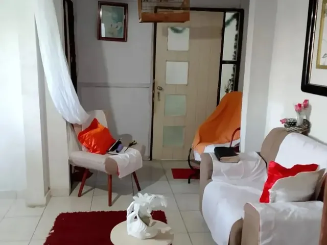 Imagem 15: Imóvel para Venda Possui 250 Metros Quadrados com 4 Quartos em Benedito Bentes - Maceió