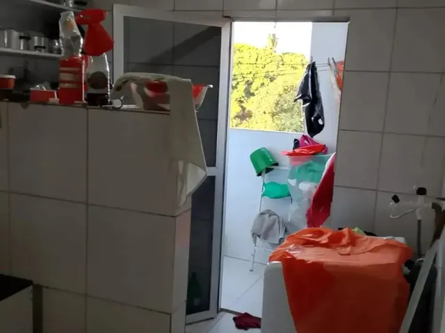 Imagem 9: Imóvel para Venda Possui 250 Metros Quadrados com 4 Quartos em Benedito Bentes - Maceió