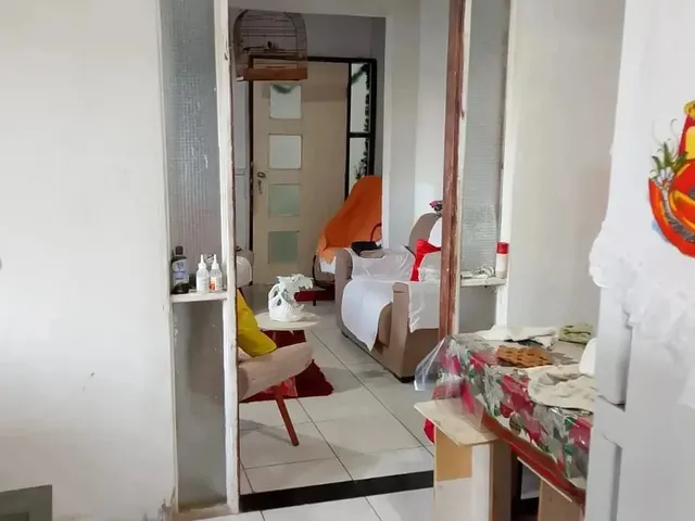 Imagem 12: Imóvel para Venda Possui 250 Metros Quadrados com 4 Quartos em Benedito Bentes - Maceió