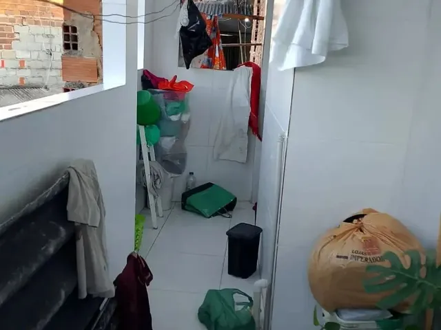 Imagem 7: Imóvel para Venda Possui 250 Metros Quadrados com 4 Quartos em Benedito Bentes - Maceió