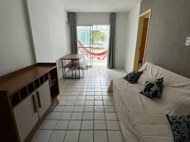 Imagem 2: Vendo Apt Quarto e Sala com Varanda, 1 Quadra do Mar