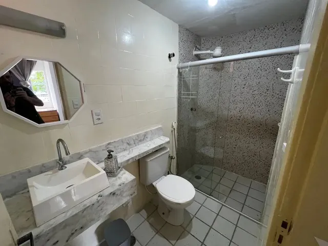 Imagem 4: Vendo Apt Quarto e Sala com Varanda, 1 Quadra do Mar