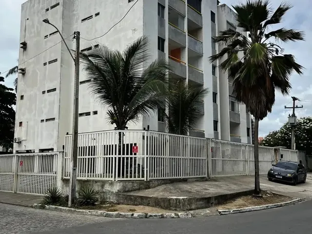 Imagem 5: Vendo Apt Quarto e Sala com Varanda, 1 Quadra do Mar