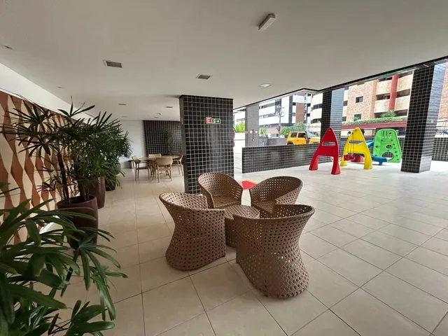 Imagem 11: Excelente!! Amplo Apto com 4 Quartos S/2 Suítes +Dce!! Apenas 1.150.000,00