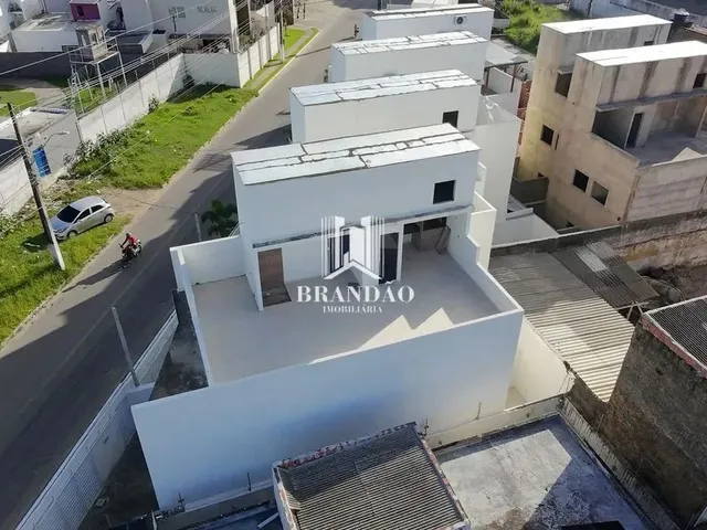 Imagem: Casas Triplex no Antares 3 a 4 Quartos