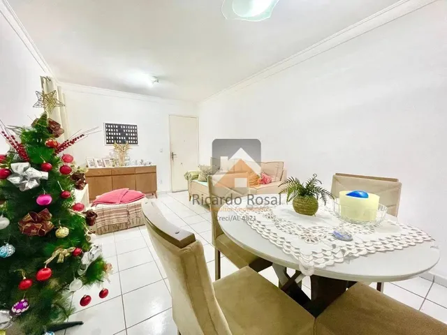 Imagem: O apartamento possui 3 Dormitórios, 1 Banheiro, 1 Vaga na