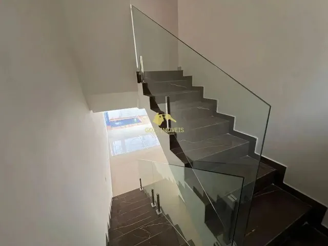 Imagem 4: Casa Duplex 3 Quartos com Piscina À Venda Localização Privilegiada em Serraria