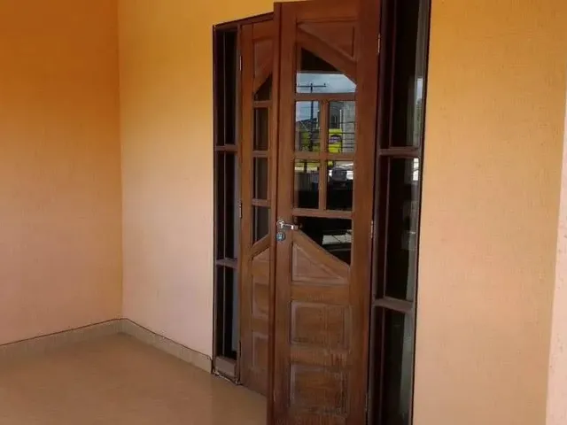Imagem: Casa a Venda com Dois Pontos