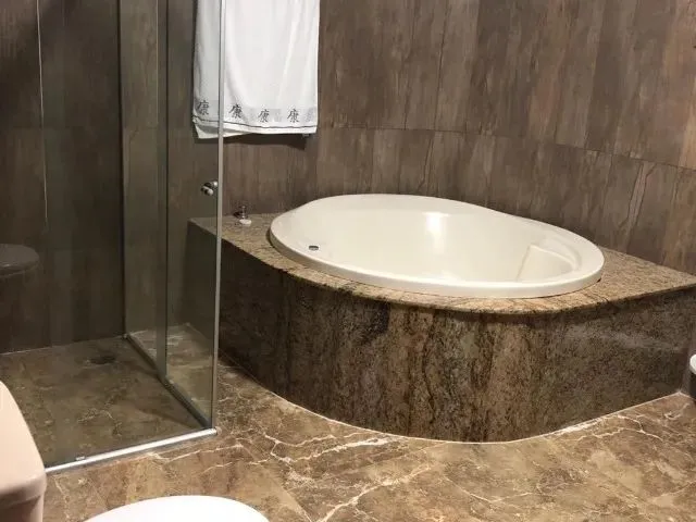Imagem 7: Casa 05 Quartos, Sendo 03 Suítes. 380M², Jardim Petrópolis, Piscina, Campinho, 6 Vagas
