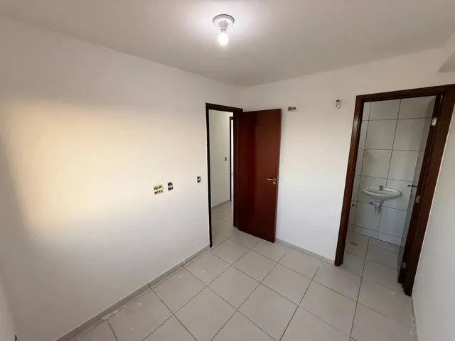 Imagem 10: Imóvel para Venda com 77 Metros Quadrados com 3 Quartos 2 Suítes e...