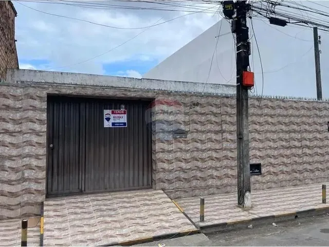 Imagem 1: Amp;Quot;Espaçosa Casa em Maceió: Conforto e Ótimo Preço!&Amp;Quot