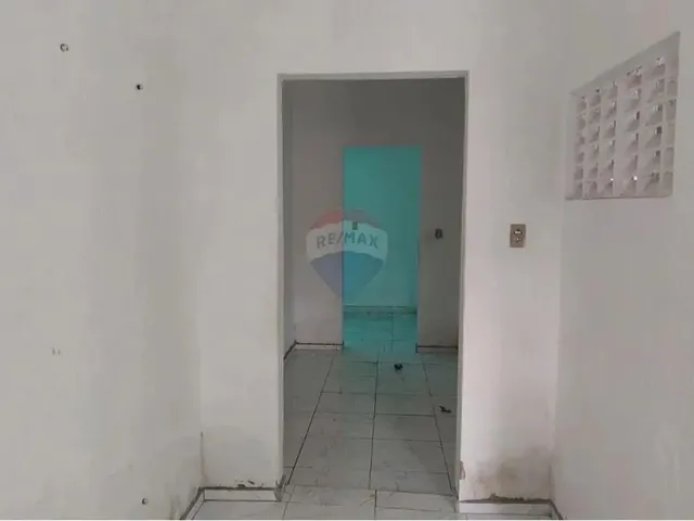 Imagem 3: Amp;Quot;Espaçosa Casa em Maceió: Conforto e Ótimo Preço!&Amp;Quot