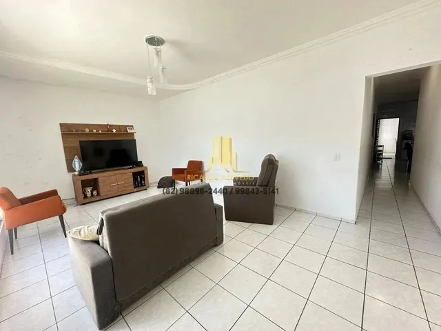 Imagem 5: Gruta de Lourdes, Avenida Rotary, Casa com 03 Quartos