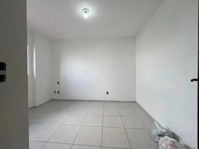 Imagem 3: Imóvel para Venda com 77 Metros Quadrados com 3 Quartos em Serraria - Maceió - Al