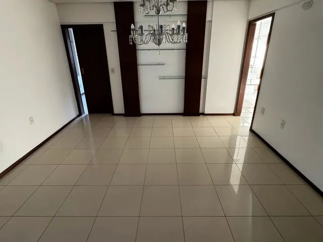 Imagem: O apartamento possui 3 Dormitórios, 5 Banheiros, 4 Vagas