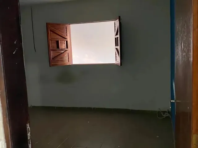 Imagem 3: Imóvel para Venda com 200 Metros Quadrados com 4 Quartos em Tabuleiro do Martins