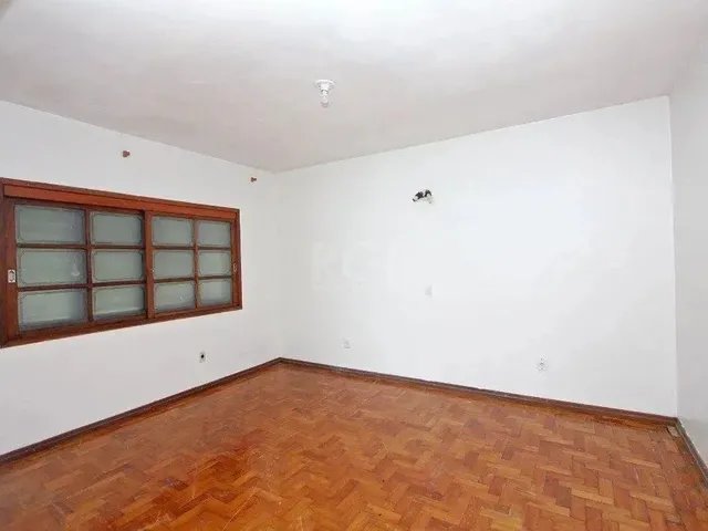 Imagem 3: Casa para Locação/Aluguel - 240M², 4 Dormitórios, 6 Vagas - Nonoai