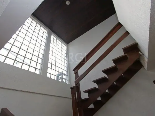 Imagem 2: Casa para Locação/Aluguel - 240M², 4 Dormitórios, 6 Vagas - Nonoai