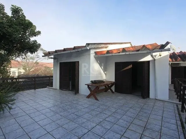 Imagem 6: Casa para Locação/Aluguel - 240M², 4 Dormitórios, 6 Vagas - Nonoai