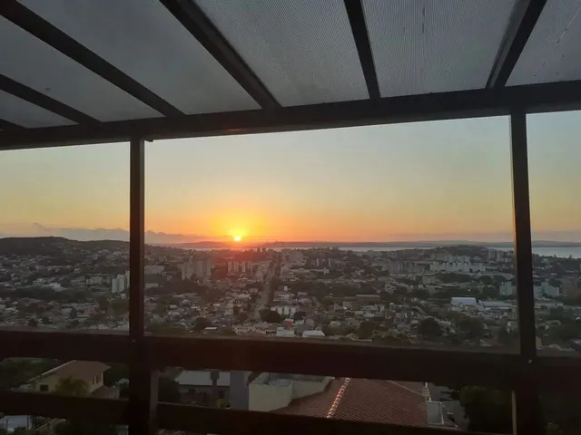 Imagem: Casa de Condomínio em Rua Alcebíades Antônio