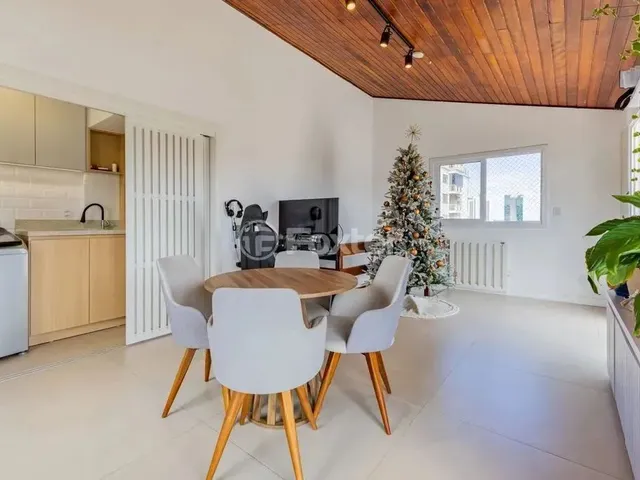 Imagem 14: Cobertura Duplex À Venda, 132M² com 2 Quartos, 1Vaga no Cristal - Porto Alegre - Rs