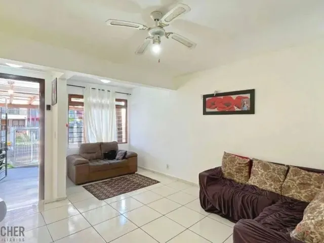 Imagem: Casa de 2 Dormitórios À Venda Rua Heitor