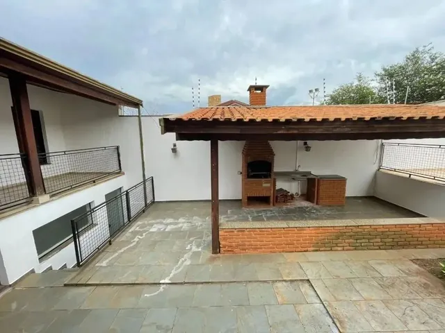 Imagem: Casa com 3 Dormitórios para Alugar, 250