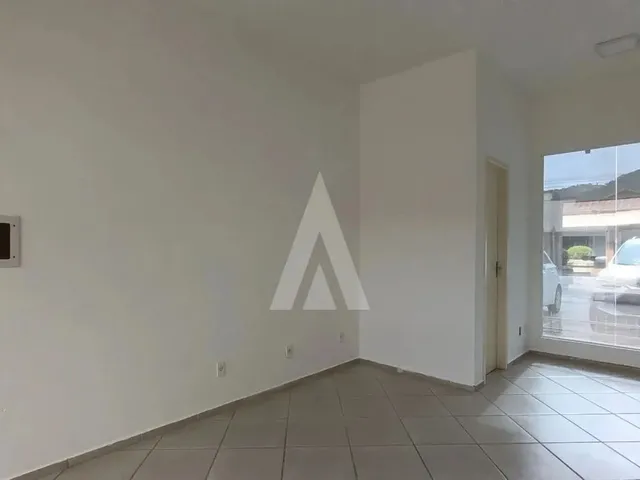 Imagem 5: Sala Comercial no Centro de Pirabeiraba, em Ponto Estratégico e com Excelente