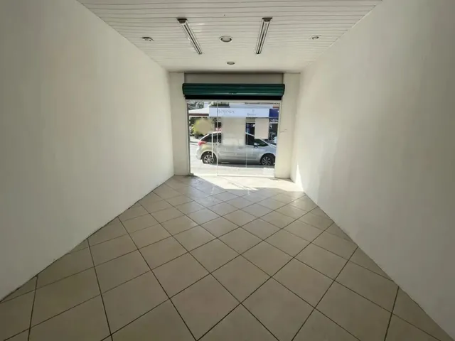 Imagem 2: Oportunidade - Sala Comercial Térrea na Rua Amazonas, Bairro Garcia. Próximo Da