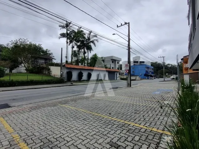 Imagem 3: Sala Comercial de 44,72M² com 01 Banheiro e Vaga de Estacionamento Rotativa Frontais