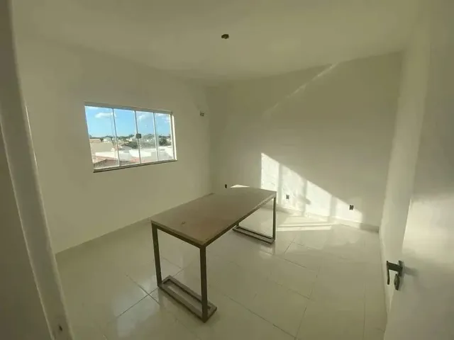 Imagem 12: Sobrado para Venda/Aluguel com 180 Metros Quadrados com 4 Suítes em santa Rosa - Cuiabá
