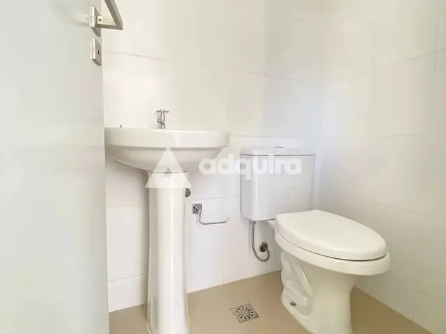 Imagem 12: Apartamento Semimobiliado para Locação com 3 Quartos e 2 Vagas de Garagem no Centro