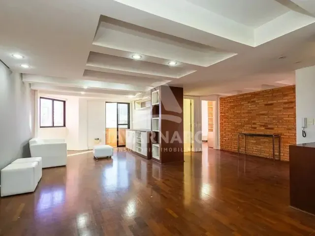 Imagem 10: Apartamento Espaçoso e Sofisticado no Edifício Ravenna: 2 Dormitórios, Suíte Com
