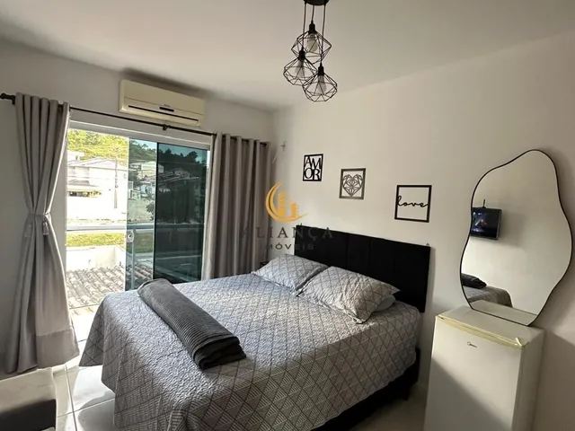 Imagem 12: Sobrado em Forquilhas, São José/SC