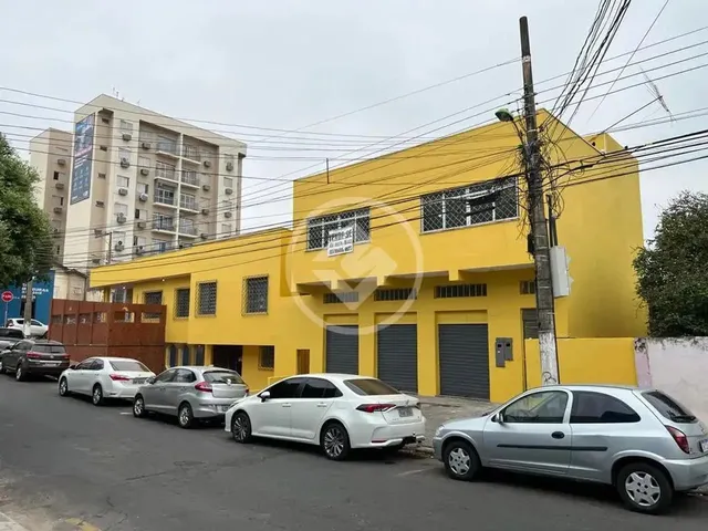 Imagem: Grande Sobrado Comercial no Bairro Goiabeiras
