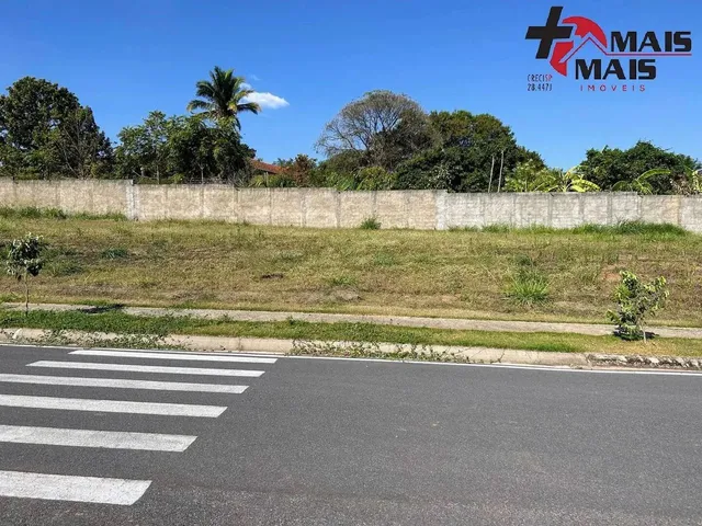 Imagem: O terreno possui 180m² de Área e está localizado em Vila