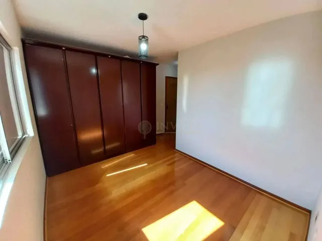 Imagem 8: Apartamento Semi Mobiliado com 2 Quartos para Alugar - Bairro Estreito, em Florianópolis