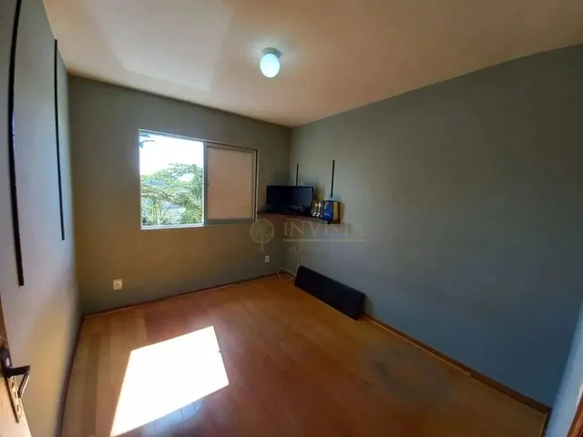 Imagem 2: Apartamento Semi Mobiliado com 2 Quartos para Alugar - Bairro Estreito, em Florianópolis
