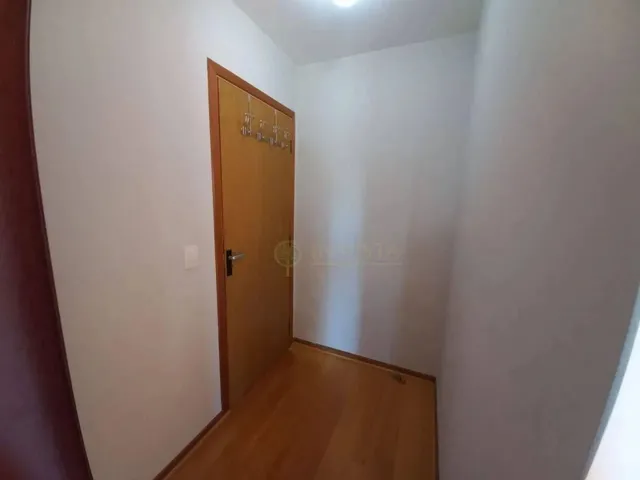 Imagem 12: Apartamento Semi Mobiliado com 2 Quartos para Alugar - Bairro Estreito, em Florianópolis